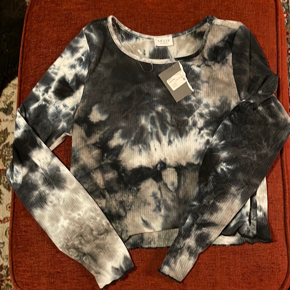 Lelis Navy and white tie-dye top